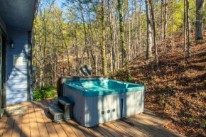 Hot Tub 7 min to Parkway More